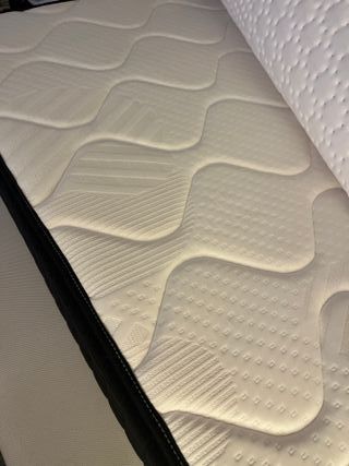 Colchón 150x200x23cm IMPECABLE menos 1 año uso