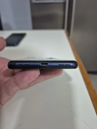 Móvil Alcatel 6025D Negro/Azul Marino