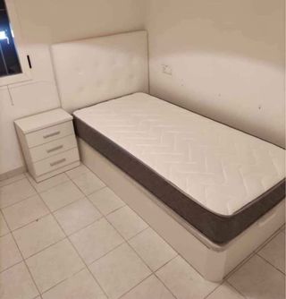 Canapés y colchones nuevos