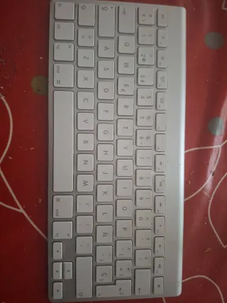 Teclado Apple Magic Keyboard Plata