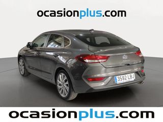 Hyundai i30 Fastback 1.0 TGDI Tecno 88 kW (120 CV)