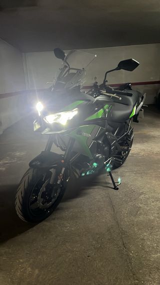 Caja Relés Kawasaki Versys 650 2024.