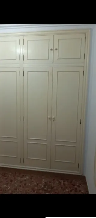 Armario empotrado de madera