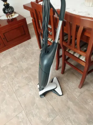 Scopa elettrica Vorwerk Kobold VK200