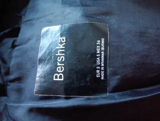 Chaqueta Zara y chaleco Bershka. Talla S