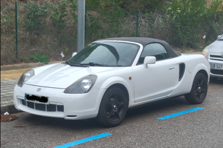 Toyota MR2 2000