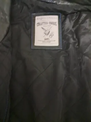 Chaqueta de cuero negra