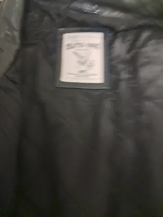 Chaqueta de cuero negra