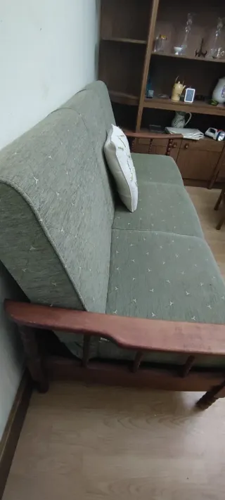Sofá cama antiguo tela y madera