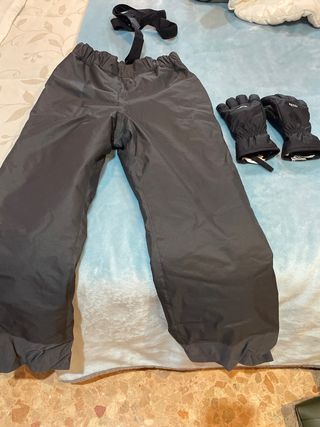 Pantalón esquí T12 y guantes niño