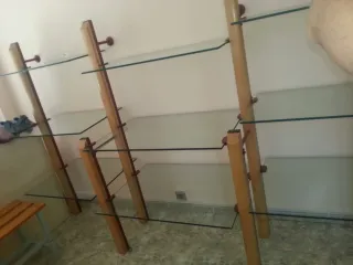 Estanterías de calzado y mostrador para tiendas