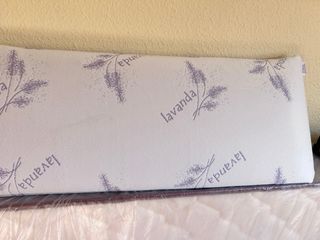 Somier, colchón y almohada de 90