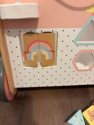 Andador bebé madera actividades