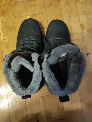 Botas de nieve forradas negras