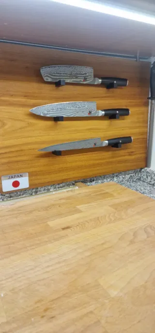 Porta coltelli in legno artigianale