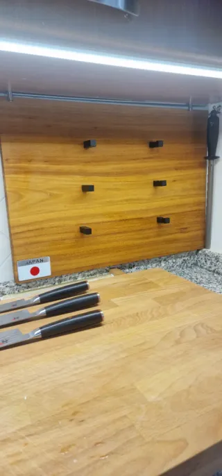 Porta coltelli in legno artigianale