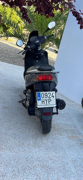 Kymco 125 Scooter Negra/Gris 2015