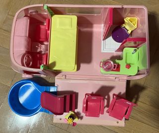 Caravana Hello Kitty con accesorios