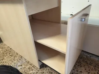 Escritorio juvenil madera y cajones azules