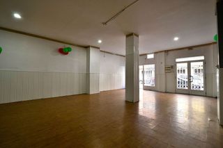 Local comercial en alquiler en Nueva Andalucía en Almería