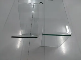 Mesa baja cristal con revistero