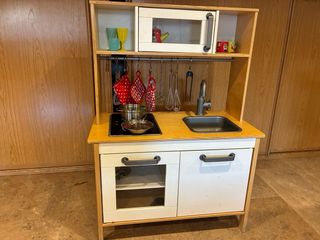 Cocina Infantil Ikea con Accesorios