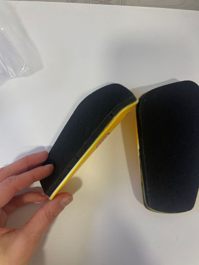 Espinilleras niño Talla M BVB DORTMUND