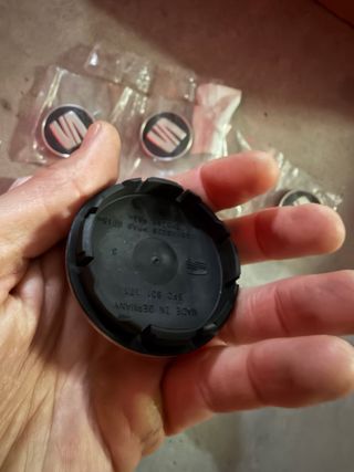 Tapabujes Seat Leon MK3 FR Originales (4uds)