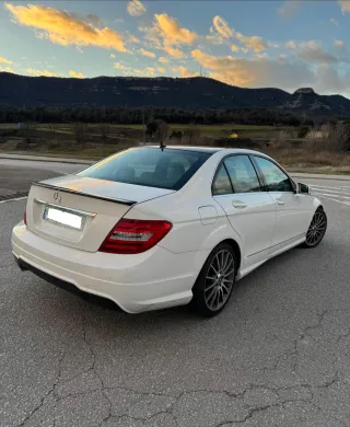 Mercedes-Benz C 200 CDI AMG