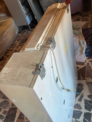 Specchiera con mobile bianco