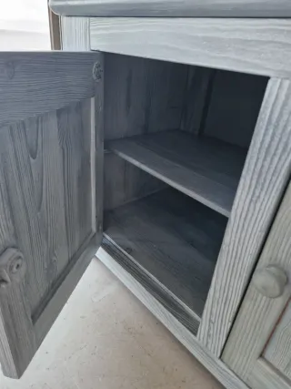 Vitrina Aparador con mesa y 4 sillas a juego