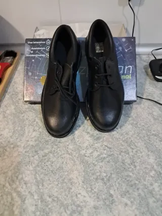 Zapatos de trabajo Szpilman negros