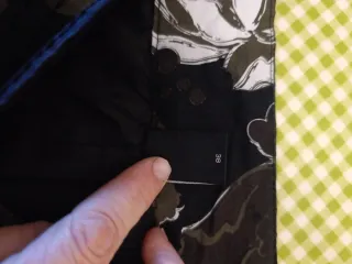 Falda Vero Moda floral Talla 38