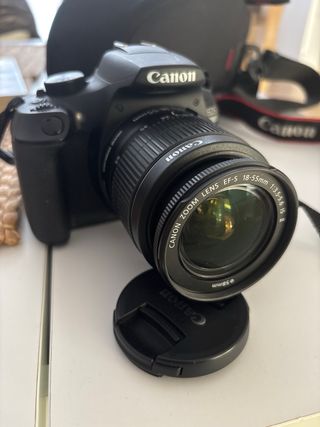 Cámara Canon EOS 1300D Negra