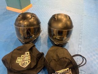 Pareja Cascos Harley-Davidson