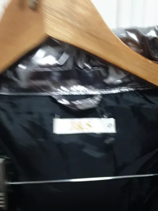 Plumífero plateado largo