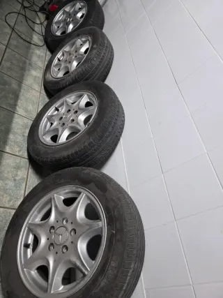 Llantas Mercedes