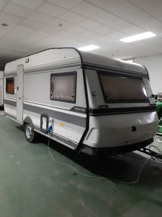 Caravana Hobby Prestige