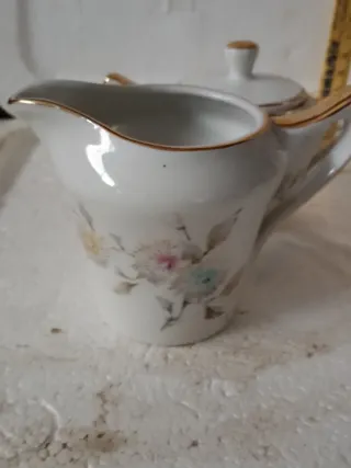 Servizio tazze caffè in porcellana.