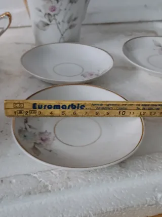 Servizio tazze caffè in porcellana.