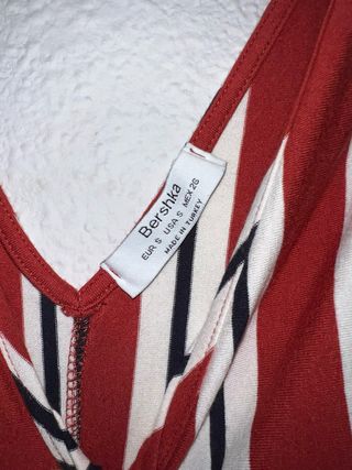 Mono largo a rayas Bershka