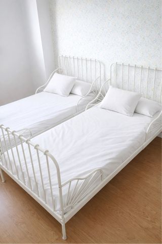 2 Camas Infantiles IKEA Extensibles