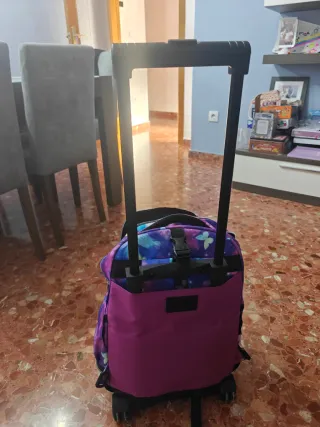Mochila escolar con ruedas Totto