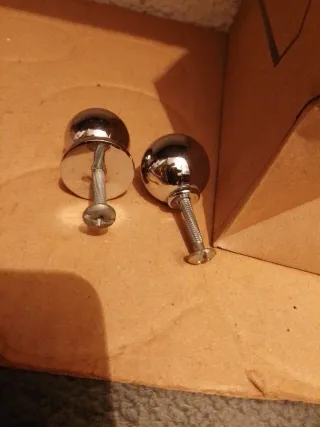 2 pomoli sfera metallo