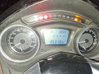 Piaggio X10 Beige Maxi Scooter