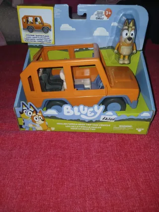Bluey Coche Familiar 4x4