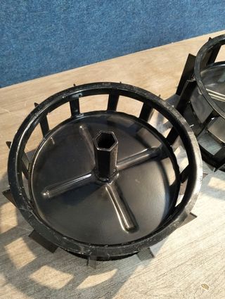 Bricoferr Par de Ruedas Agrícolas de Hierro 350x8