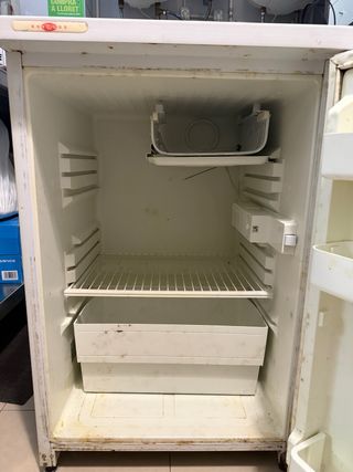 Nevera pequeña