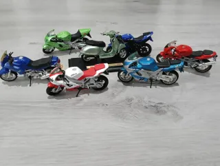 Lote 6 motos colección juguete