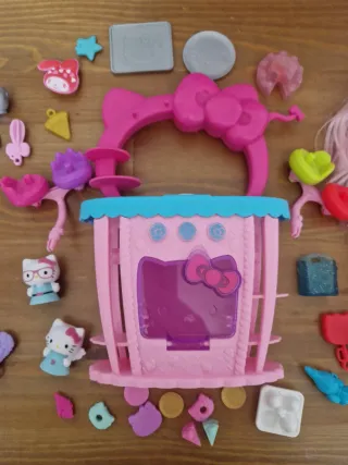 Muñeca Hello Kitty con accesorios